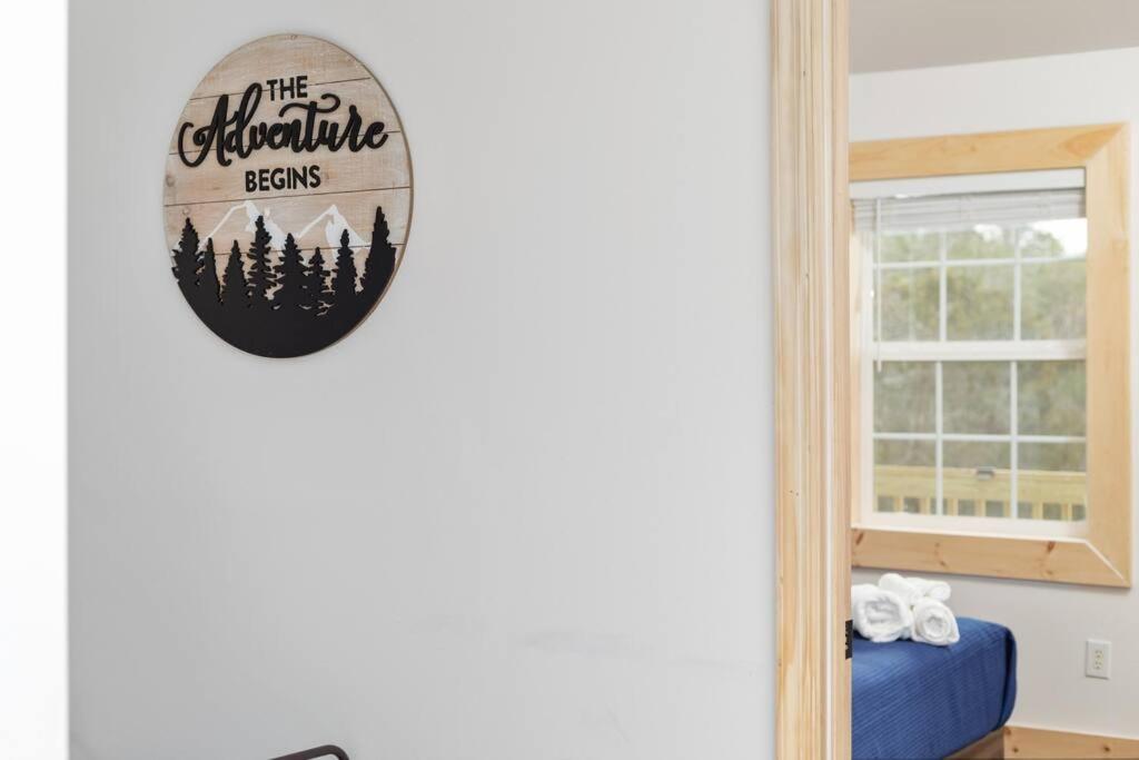 Lazy Lake 3Br Cabin W/ Mtn Views + Hot Tub +Wi-Fi Лурей Экстерьер фото